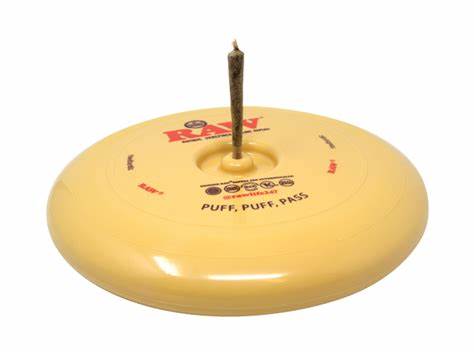 RAW Frisbee